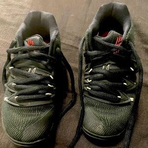 Boys kyrie Nike shoes